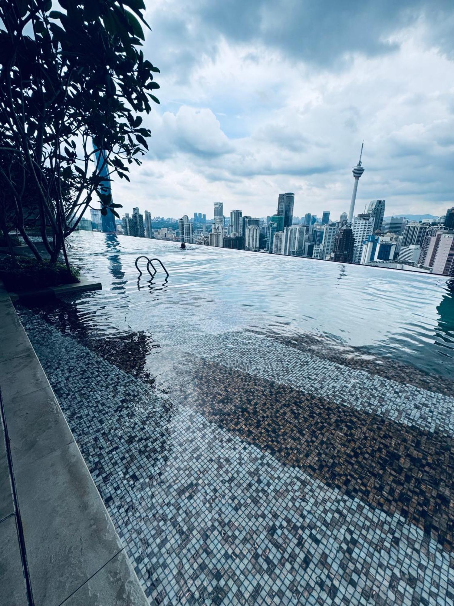 Luxury Suites At Axon Residence Kuala Lumpur Bagian luar foto