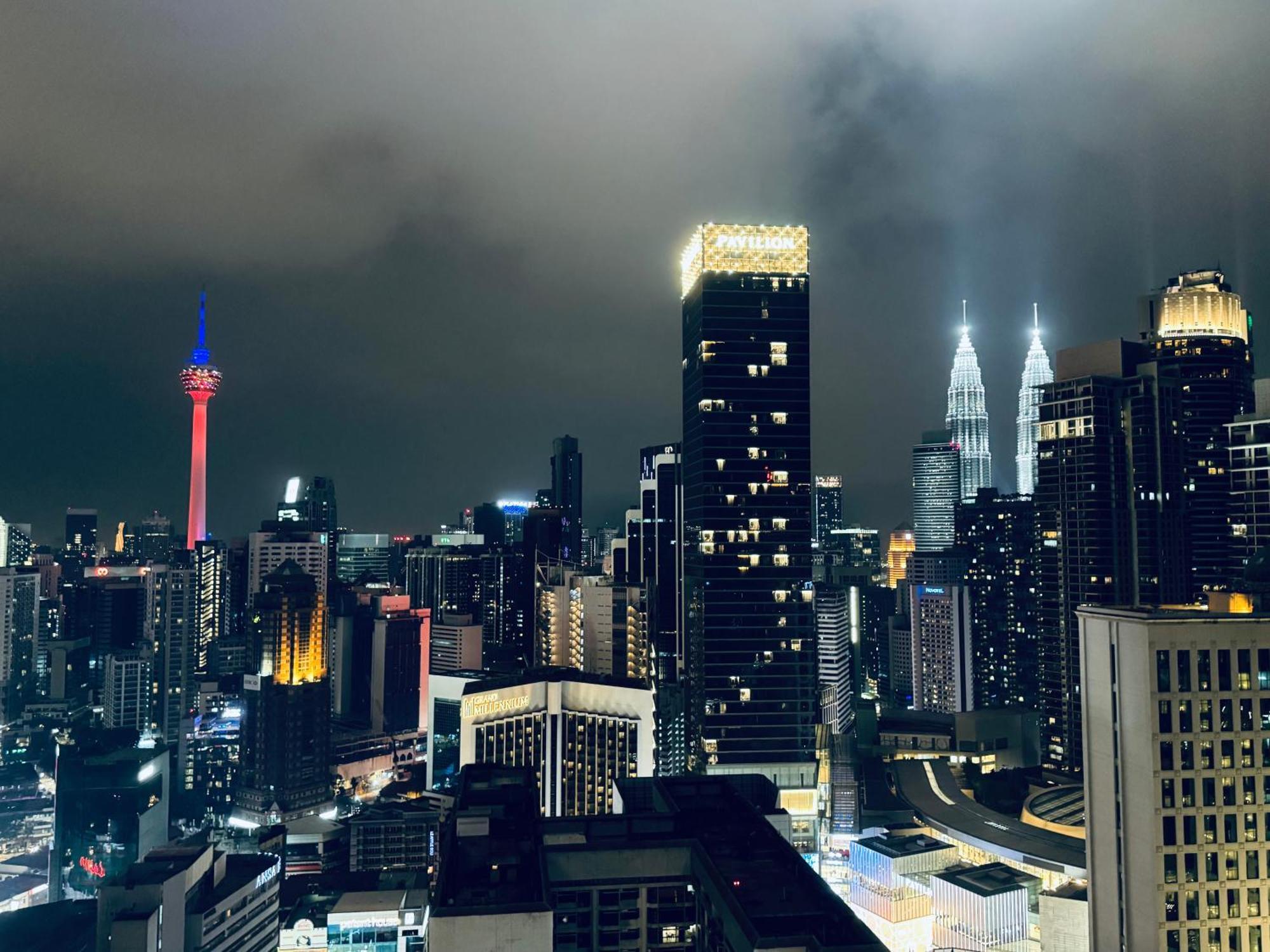 Luxury Suites At Axon Residence Kuala Lumpur Bagian luar foto